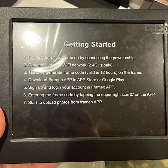 NWT Digital Photo Frame 2022 - Picture 3 of 6